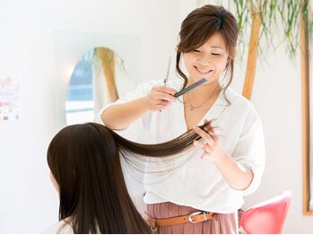 アンジェ hair studio angeの写真/《スタイリスト一人のプライベートサロン》貴女の髪を徹底管理。このさきも長くお任せできます♪