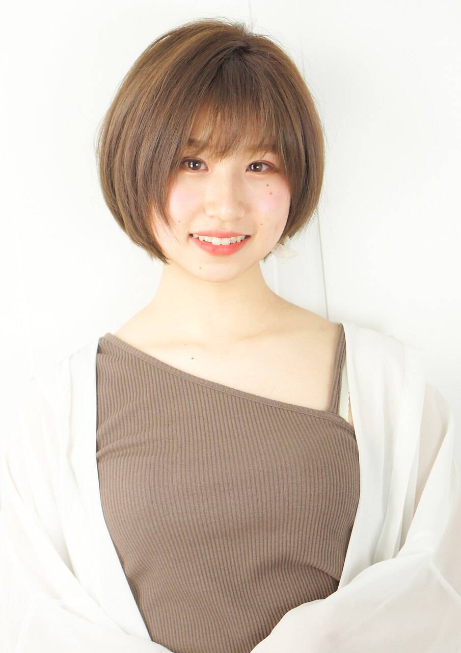 ストーリー　ルーセントショート　明るい栗色　ミディアム　カットあり 選べる人毛ヘアピース ショート ミディアムヘア やや明るい栗色