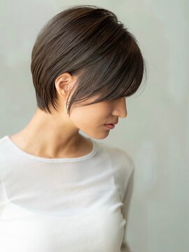 イオ 本厚木(io) グレージュカラーショートフルバンク似合わせカットイメチェン