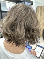 ディーボーイ 健軍店(D-BOY)&nbsp;ベージュ/グレー/ブリーチ