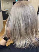 ファン(FUN)&nbsp;カラー/ブリーチ/ダブルカラー/ハイライト/韓国/柏/柏駅