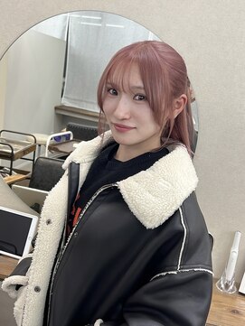 ローレン(Lolen.) 【ピンクベージュ/小顔に見える顔周り】しまゆー