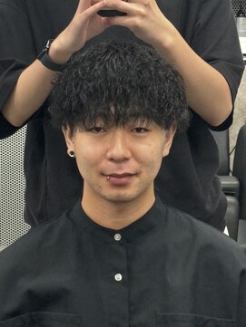 ガオプロデュースバイレボ(gao produced by revo) メンズカット/ツイストスパイラル/刈り上げ/メンズパーマ