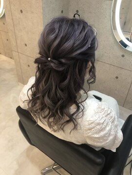 クランリリー 東梅田店(clan lily) ふわふわハーフアップ