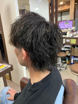 カルフール オハナ せんげん台西口店(Carrefour OHANA) メンズカット・マッシュウルフ・パーマ・ヘッドスパ・眉毛