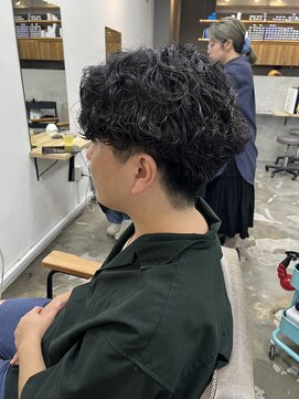 イェッカ(YECCA) 波巻きスパイラルパーマ