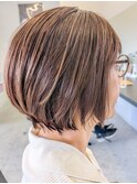 ショートボブ