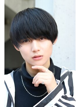 ルーシー 川越(LUCEY) ラウンドマッシュサラサラ縮毛矯正メンズブルーブラック