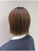 あごライン切りっぱなし外ハネボブ