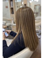 フルール(fleur)&nbsp;極細ハイライト×水素トリートメント艶髪