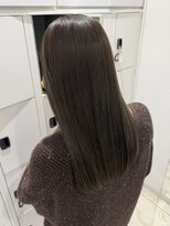 ケンジ 平塚 アネッタ(KENJE annetta)&nbsp;ぼかしハイライト/艶髪/髪質改善