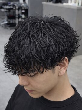 オーバル ジングウマエ(OVARL jingumae) 波巻きシャドウパーマラウンドマッシュ
