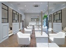 エルサロン 大阪店(ELLE salon)の雰囲気（洗礼された空間で都会の中での癒しを感じて下さい。）