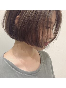 マウロア(MAULOA) " ミニマムボブ ハイライトカラー"ayumi