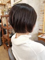 ルークス 中央林間(LOOOKS)&nbsp;30代、40代、50代に似合う前下がりショートボブ