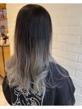 エイト 福岡天神店(EIGHT fukuoka) 【EIGHT福岡　10月　片山智裕】シルバーバレイヤージュ