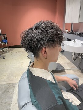エメン(EMEN) ツイストマッシュ 担当土井