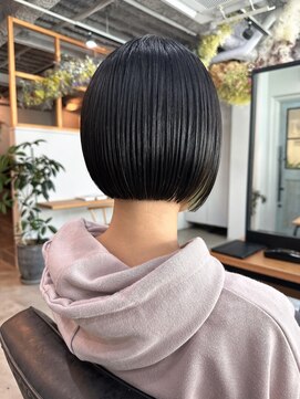 バトー バイ トリコ 船橋北口店(BATEAU by tricot) ミニボブ