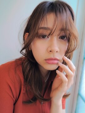 ログ キンシチョウ(L.O.G KINSHICHO) ミディアムレイヤー[錦糸町/レイヤー/レイヤーカット]