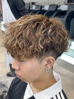 フィフスパーク(fifth PARK)&nbsp;渋谷メンズハイライトカラーメッシュ波巻きスパイラルパーマ