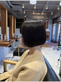 切りっぱなしのミニボブ