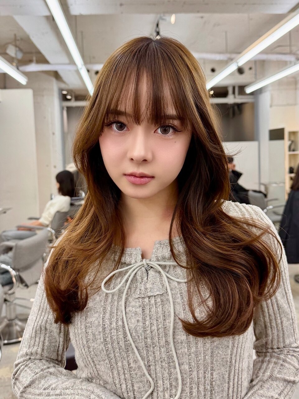 NAVANA　ORIGINALQUALITY　ミルクティブラウン　レイヤーミディ NAVANA WIG - NAVANA ORIGINALQUALITY オレンジブラウン ストレート