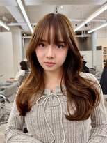 ヒュー 広島(HEW)&nbsp;王道愛されツヤ髪ミルクティーブラウンミディアムレイヤー