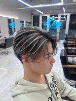 メンズサロン キング 高槻店(Men’s salon K!ng)&nbsp;韓国マッシュセンターパートツーブロックメンズハイライトウルフ