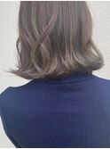 ふんわりグレージュ