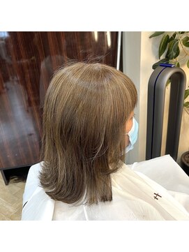 キャラ 池袋本店(CHARA) 白髪ぼかしハイライトで白髪を馴染ませアッシュベージュ【池袋】