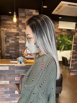 レオクマ(REOKUMA) ホワイトグラデーション