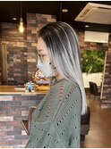 ホワイトグラデーション