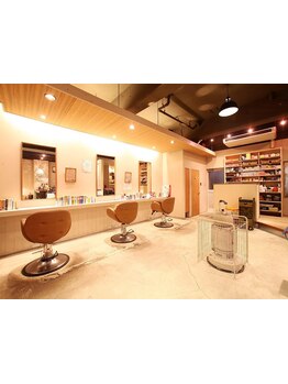 一度来たらまた来たくなる居心地の良さ◎髪を切るだけではなく笑顔になっていただける場所*《防府》