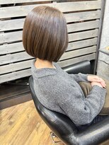 アール(R)&nbsp;グレージュカラー＋ミニボブ