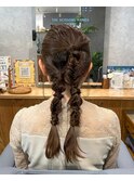 甘すぎない！大人可愛いツイン編み込みヘア