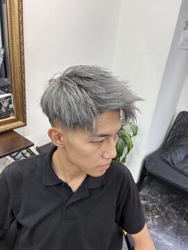 ブルーオーシャン 久留米店(BlueOcean) ブリーチカラー迷ったらこれシルバーカラー