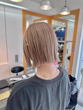 ユニ バイ マグ 長野店(Uni.by Mag) 透明感◎ハイトーンダブルカラーブリーチミルクティーベージュ