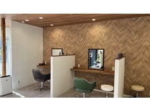 フィグ(fig)の雰囲気（各席半個室でプライベートも◎）