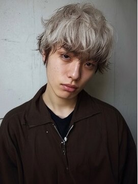 ネハス 名古屋栄店(nehus.) MEN’S HAIR/サーフカール/刈り上げセンターパート/ブリーチ