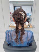 バルべス トーキョー(BARBES TOKYO)&nbsp;ポニーテールの編みおろしアレンジ【清板】