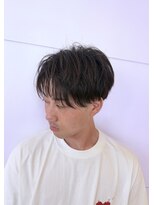 ヘアメイクアン(Hair Make Une)&nbsp;センター分けメンズセンターパート