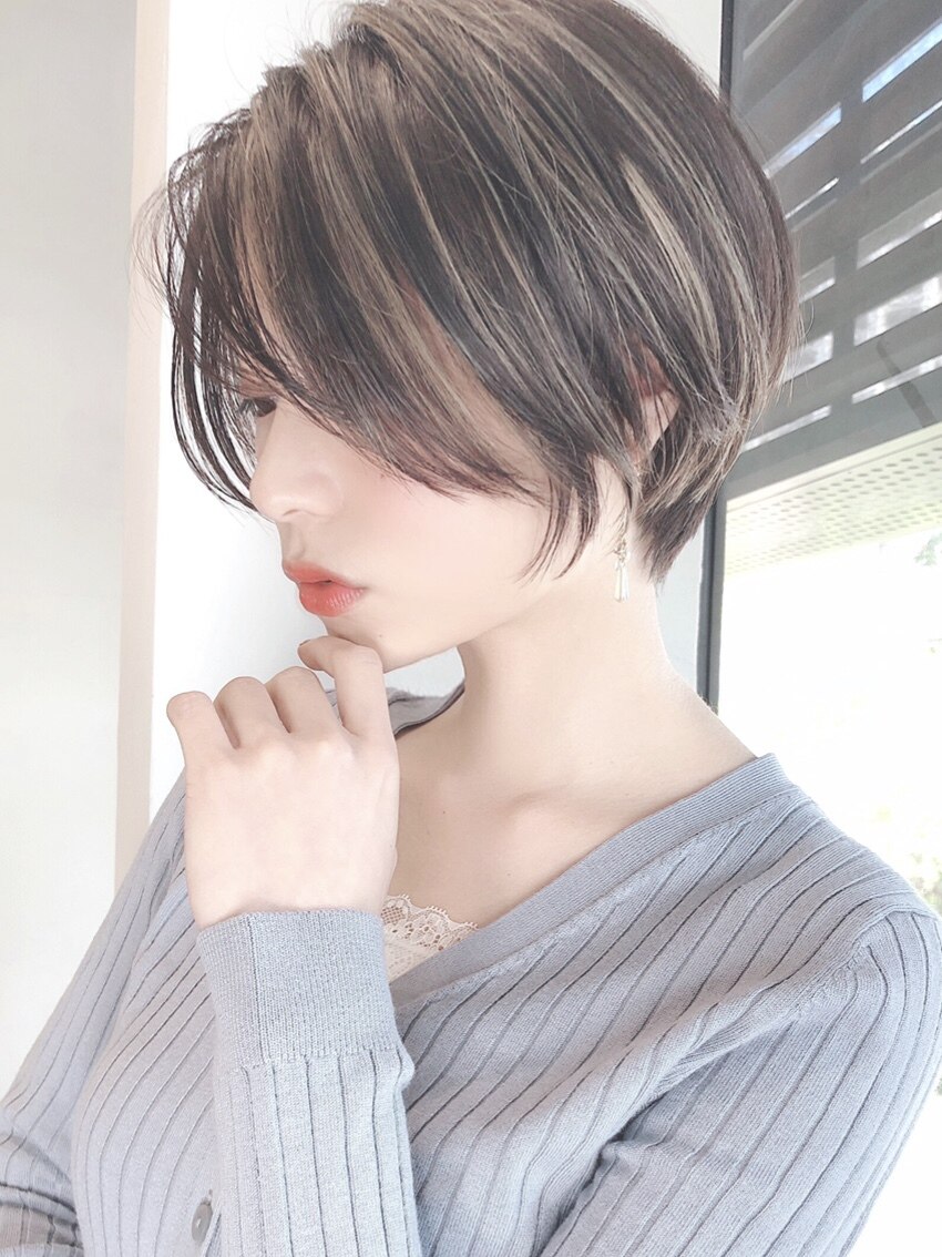 Say. 吉田伊織 大人かわいい 色気ショートボブ：L062342008