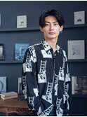 ツーブロック刈り上げセンターパート×ブルーアッシュ