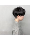 #刈り上げマッシュショート×暗髪