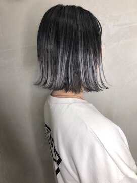 メリー(merry craftsman's factory) 外国人風バレイヤージュ、ハイライトカラーアッシュグレージュ