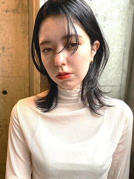 キティン 吉祥寺(kitin) 《kitin吉祥寺》　耳かけタイトなレイヤーカットくびれへア