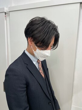 キング 梅田(K!ng) 【梅田】センター分けワンカールメンズショートメンズセンター