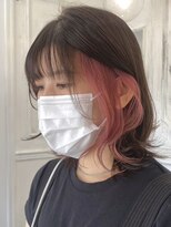 カムジーヘッドカミノウラ(COMEGHEAD KAMINOURA)&nbsp;インナーカラーミルクティーベージュカラーダブルカラーミニボブ