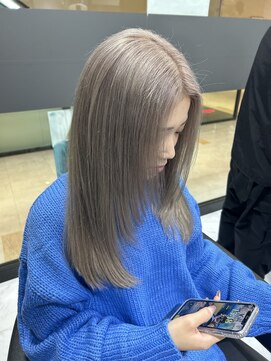 ウェーブス 大宮門街店(wave's) ホワイトグレージュカラーwave's大宮門街　門奈