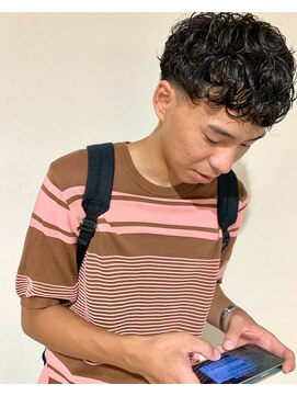 クレビアテン(CreBiA ten_) 【海外スタイル】スパイラルパーマ